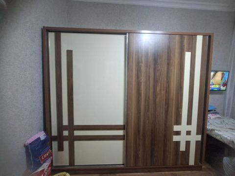 Sürgülü qapılı qarderob hündürlük 2.15 eni 2.50 sm - Dizayn: İki — Bakı