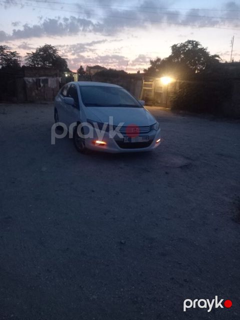 Honda Insight, 1.3 L, 0.58 kWh, 2009 il, 250 000 km