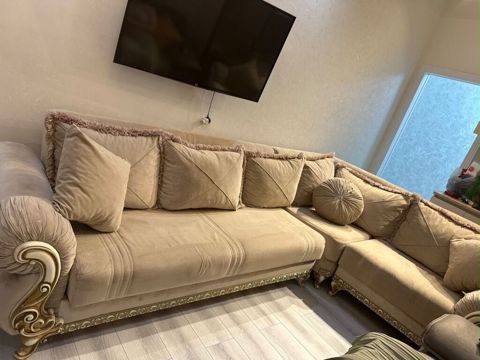 Divan Satılır 170₼. 2.5/1.5. Açılır. Ünvan Saray. 9887. Fatimə99 E — Bakı