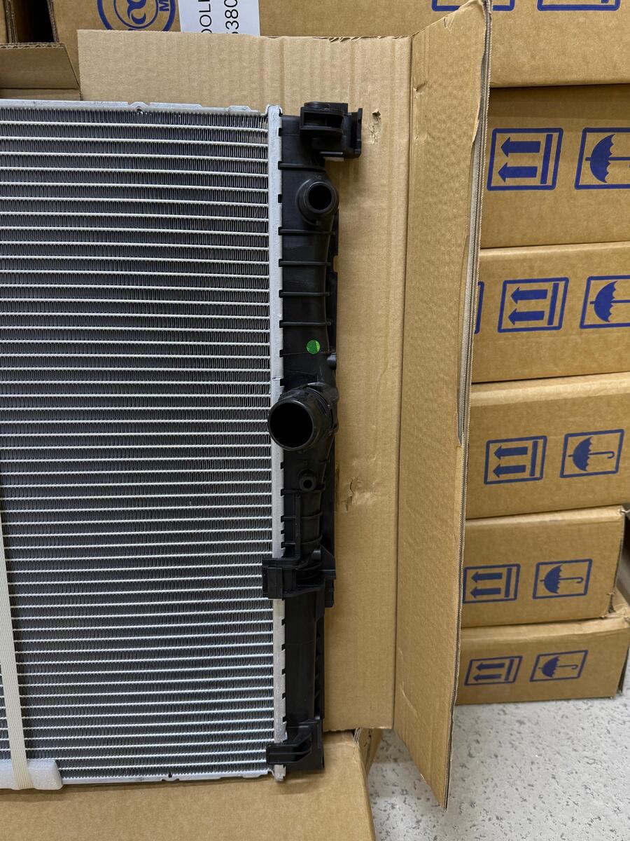 BMW G30, G31, 17118476010 su radiatoru — Ehtiyat hissələri və aksesuarlar, Bakı (3)
