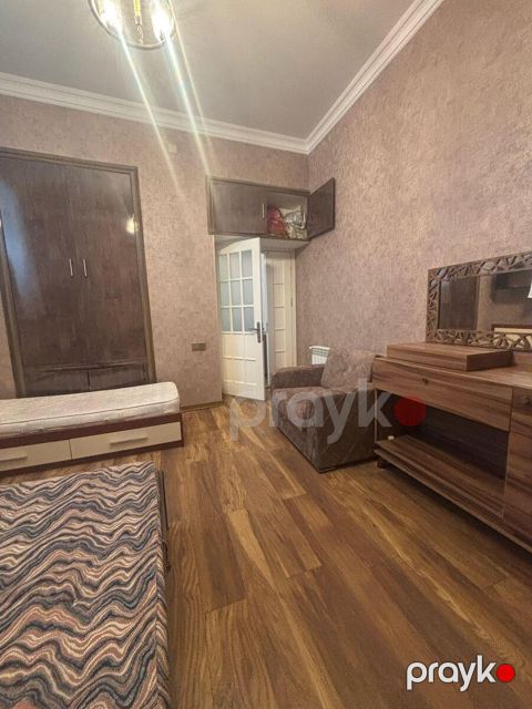 İcarəyə verilir 3 otaqlı köhnə tikili 70 m²