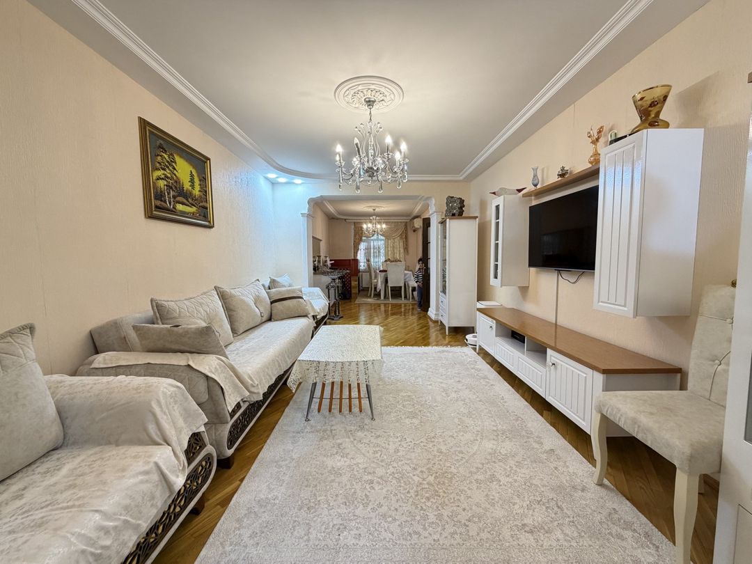 Satılır 3 otaqlı köhnə tikili 100 m² — Mənzil, Bakı (2)