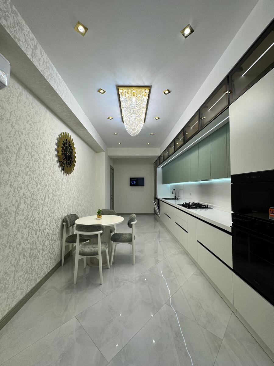 Satılır 4 otaqlı yeni tikili 185 m² — Mənzil, Bakı (8)