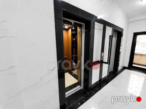 Satılır 2 otaqlı yeni tikili 66 m²