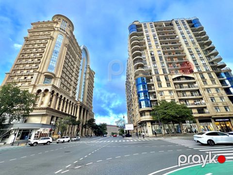 Satılır 4 otaqlı yeni tikili 325 m²