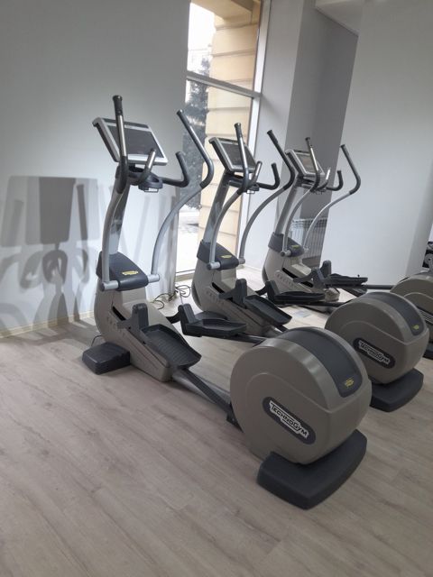 Elliptik trenajor "Technogym Synchro Excite 700" — Bakı