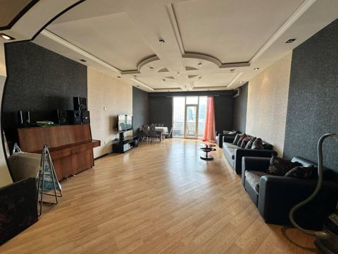 Satılır 3 otaqlı yeni tikili 126 m² — Bakı