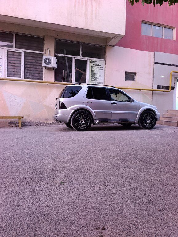 Mercedes ML 400 4MATIC, 4.0 L, 2003 il, 400 000 km — Avtomobillər, Bakı (3)