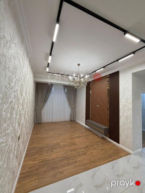Satılır 3 otaqlı yeni tikili 80 m²