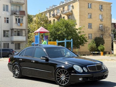 Mercedes E 320, 3.2 L, 2003 il, 346 000 km — Bakı