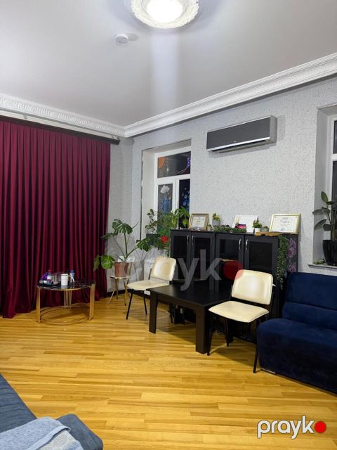 İcarəyə verilir 7 otaqlı ofis 250 m² — Bakı