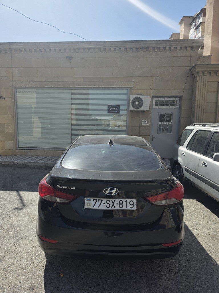 Hyundai Elantra, 1.8 L, 2015 il, 240 000 km — Avtomobillər, Bakı (2)