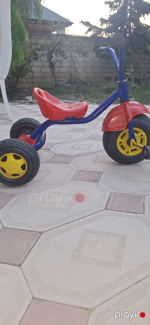 Uşaq üçtəkərli velosiped - Konstruksiya: möhkəm metal gövdə, ön — Bakı