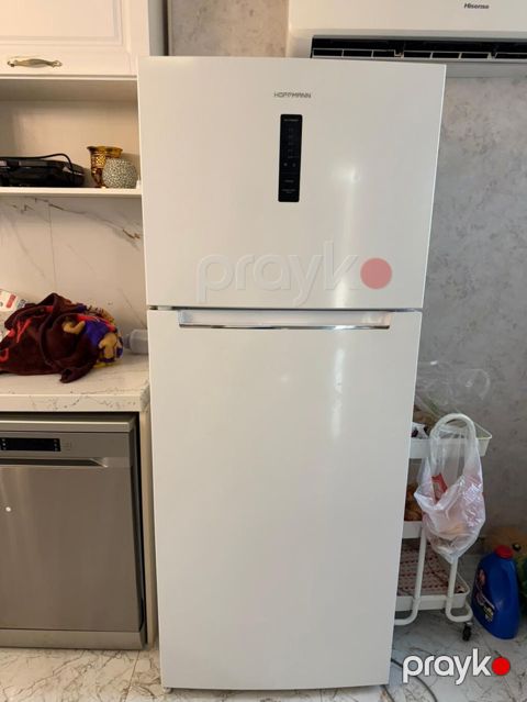 Soyuducu baha alınb yeni kimidi. Satılır 550₼. Ünvan Sulutepe — Bakı