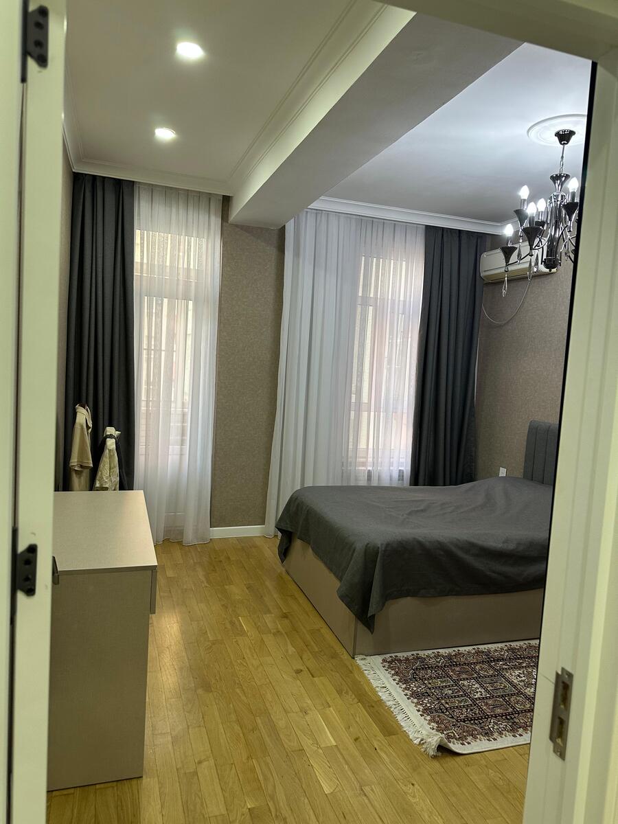 Satılır 3 otaqlı yeni tikili 140 m² — Mənzil, Bakı (4)