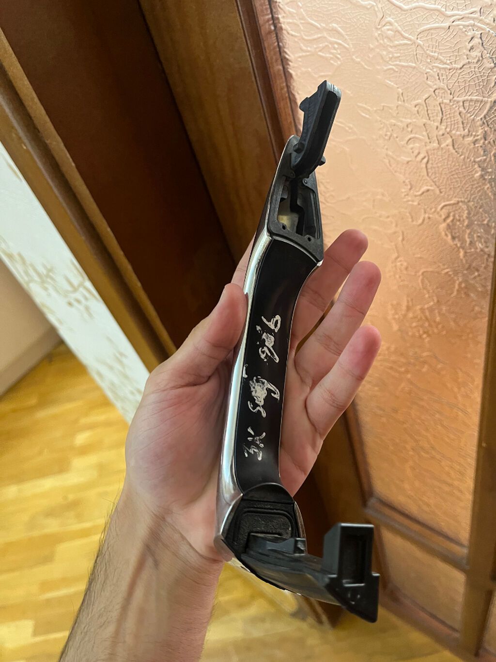 Sağ Qapı Tutaçağı İstifade Olunmayıb Artıq Almışdım Deye Satıram Real — Digər, Bakı (3)