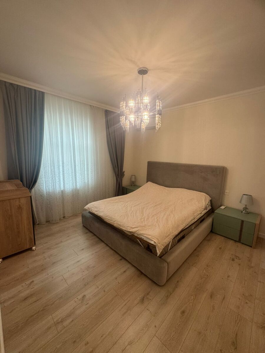 Satılır 4 otaqlı həyət evi/bağ evi 200 m² — Ev, villa, Bakı (8)