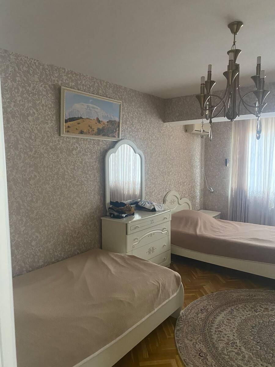 Satılır 4 otaqlı köhnə tikili 100 m² — Mənzil, Bakı (9)
