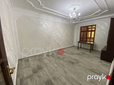 İcarəyə verilir 2 otaqlı köhnə tikili 60 m²