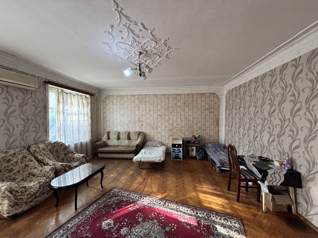 İcarəyə verilir 4 otaqlı köhnə tikili 120 m² — Mənzil, Bakı (2)