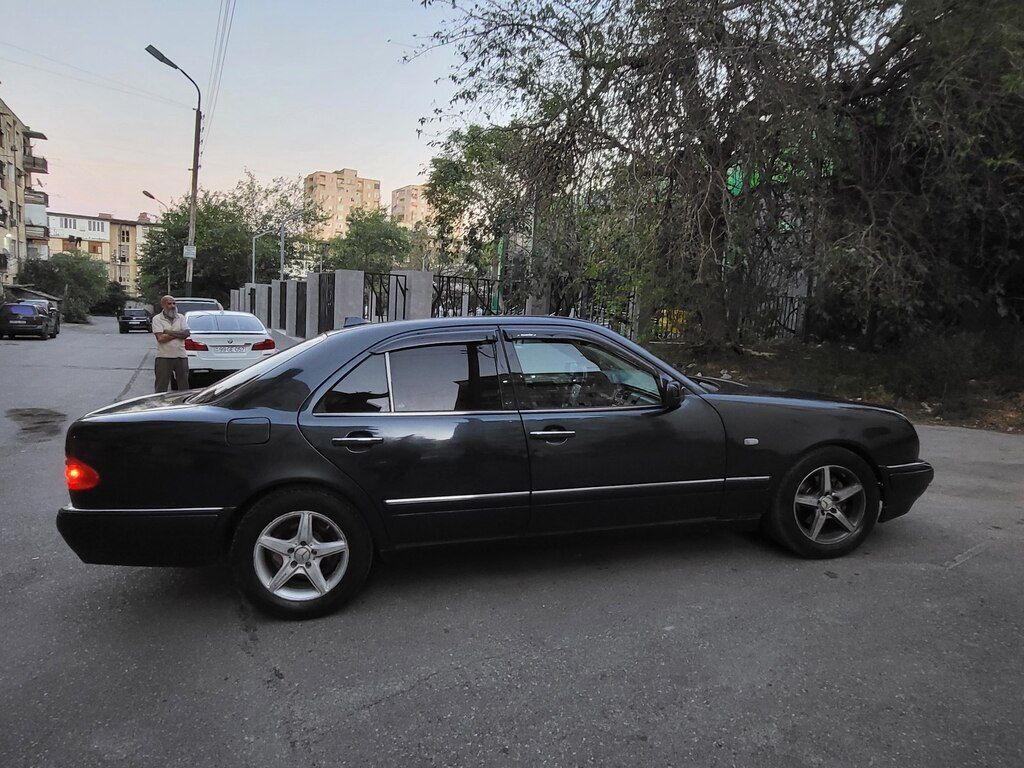 Mercedes E 220, 2.2 L, 1999 il, 421 365 km — Avtomobillər, Bakı (11)