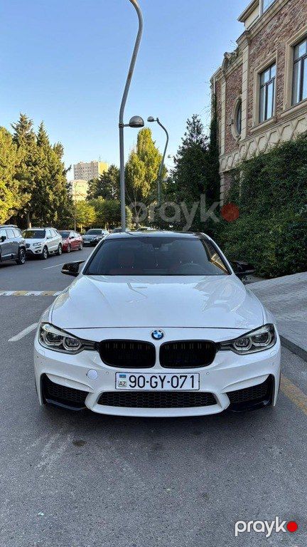BMW 330, 2.0 L, 2017 il, 141 500 km