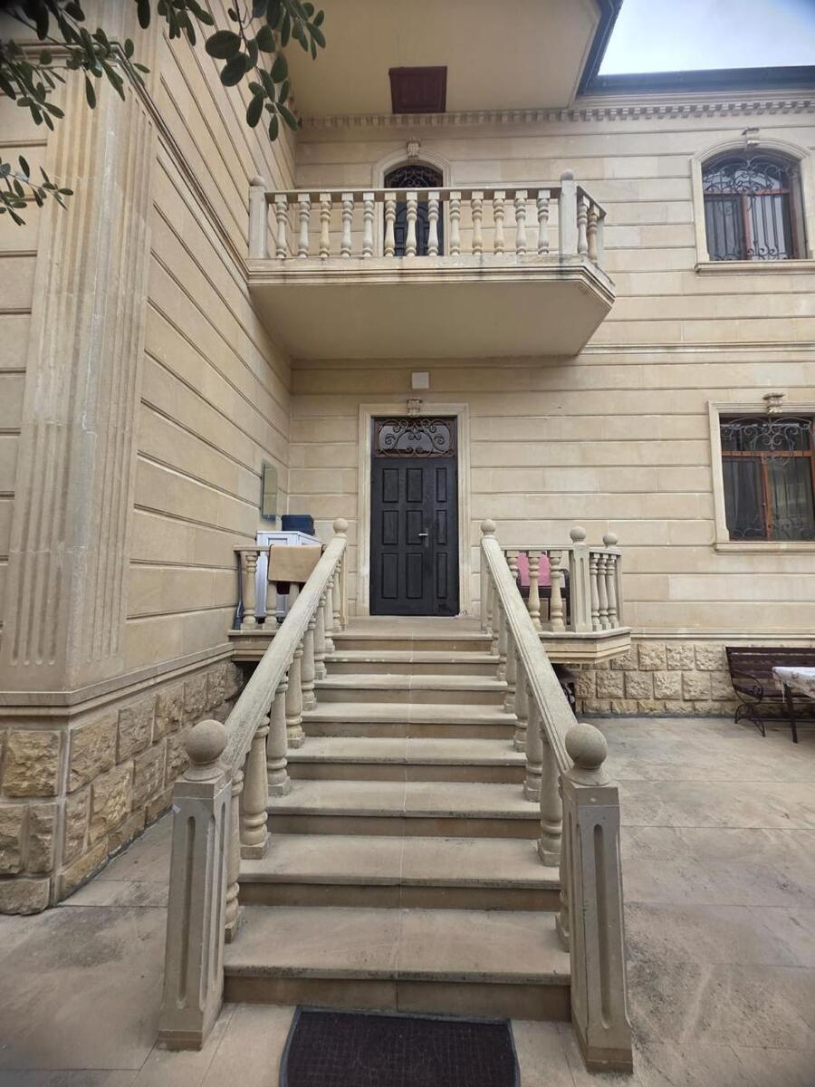 Satılır 6 otaqlı həyət evi/bağ evi 224 m² — Ev, villa, Bakı (2)