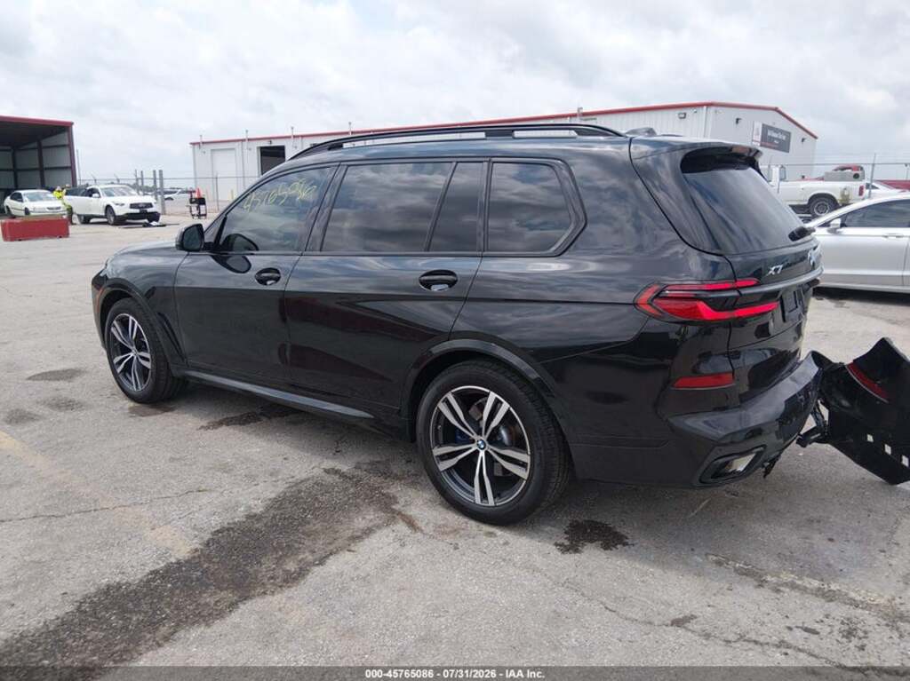 BMW X7, 3.0 L, 2025 il, 26 986 km — Avtomobillər (4)