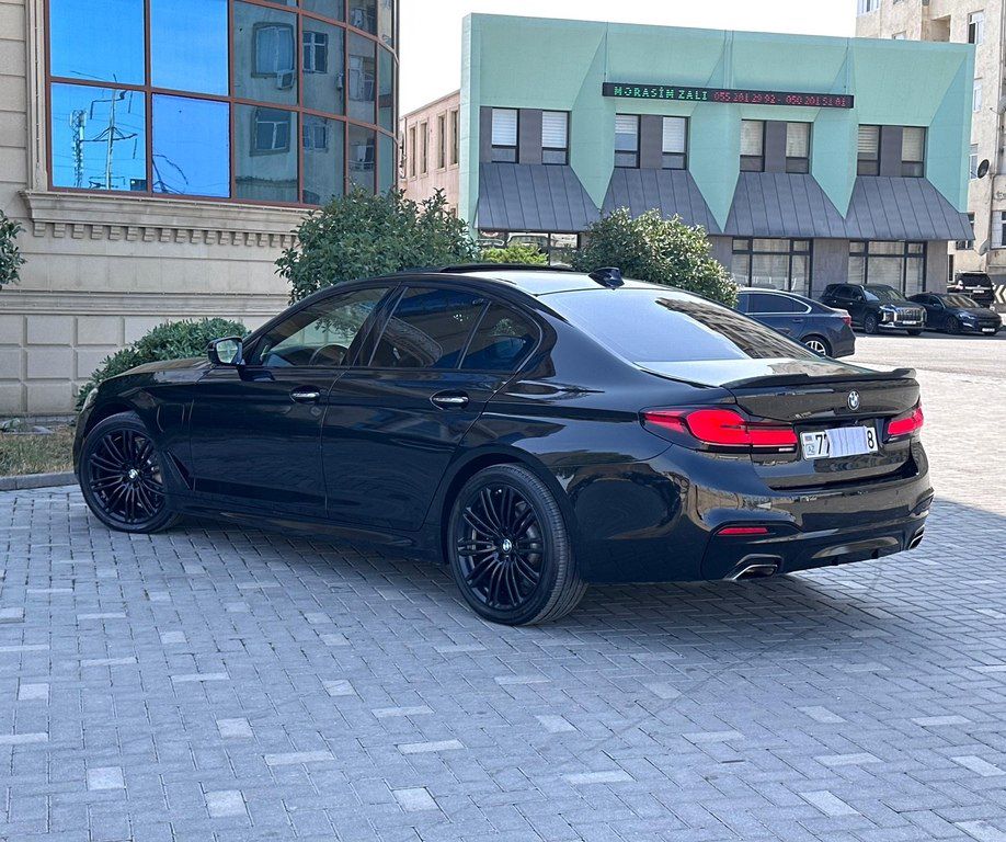 BMW 530e, 2.0 L, 12 kWh, 2017 il, 176 000 km — Avtomobillər, Bakı (11)