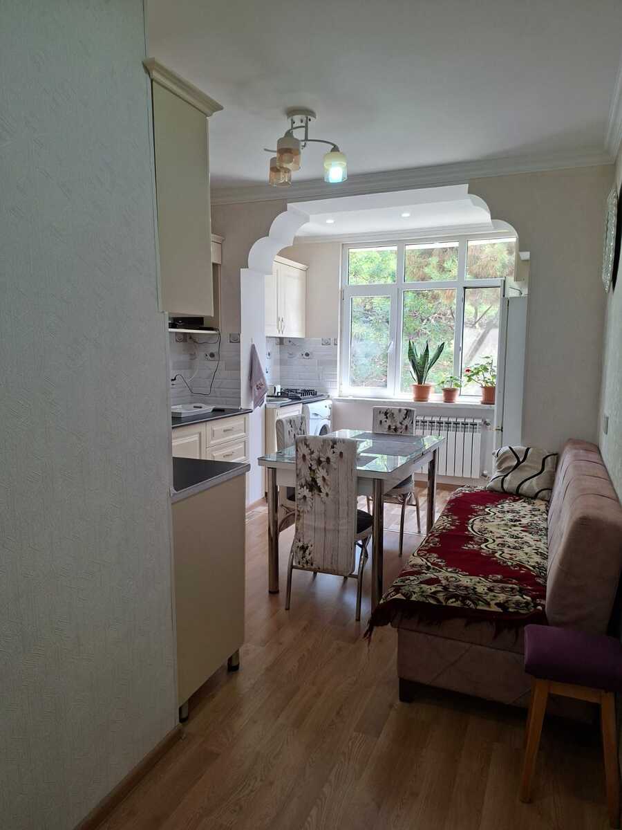 Satılır 3 otaqlı köhnə tikili 90 m² — Mənzil, Bakı (8)