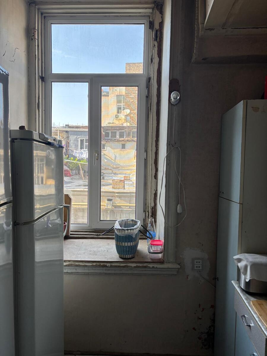 Satılır 4 otaqlı köhnə tikili 138 m² — Mənzil, Bakı (12)