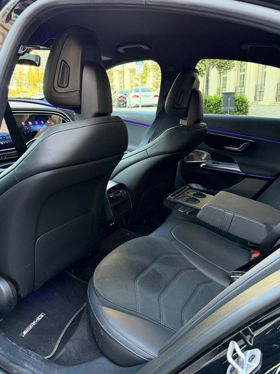 Mercedes E 300 e, 2.0 L, 25.4 kWh, 2024 il, 34 000 km — Avtomobillər, Bakı (7)