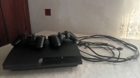 PlayStation 3 (PS3) Slim oyun konsolu Xüsusiyyətlər: - Modell: PS3 — Sumqayıt