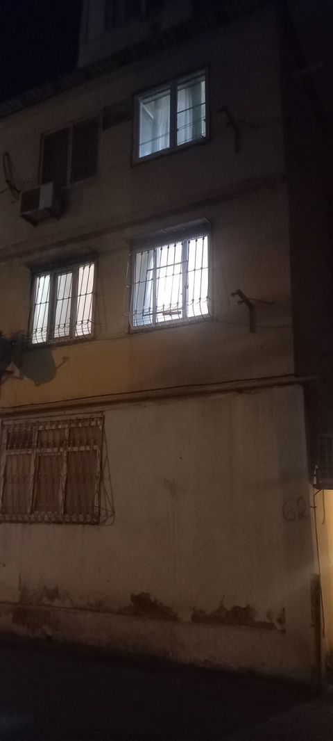 Satılır 3 otaqlı köhnə tikili 75 m² — Bakı