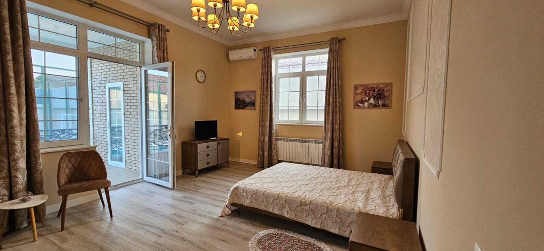 Satılır 5 otaqlı həyət evi/bağ evi 300 m² — Ev, villa, Bakı (12)
