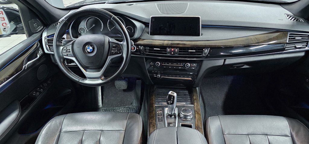BMW X5, 3.0 L, 2017 il, 101 000 km — Avtomobillər, Bakı (12)