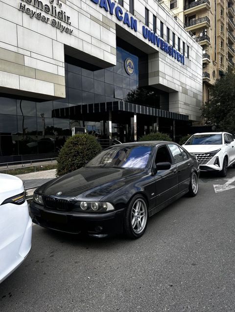 BMW 5 series: 4.4 l 2000 il Sedan — Bakı