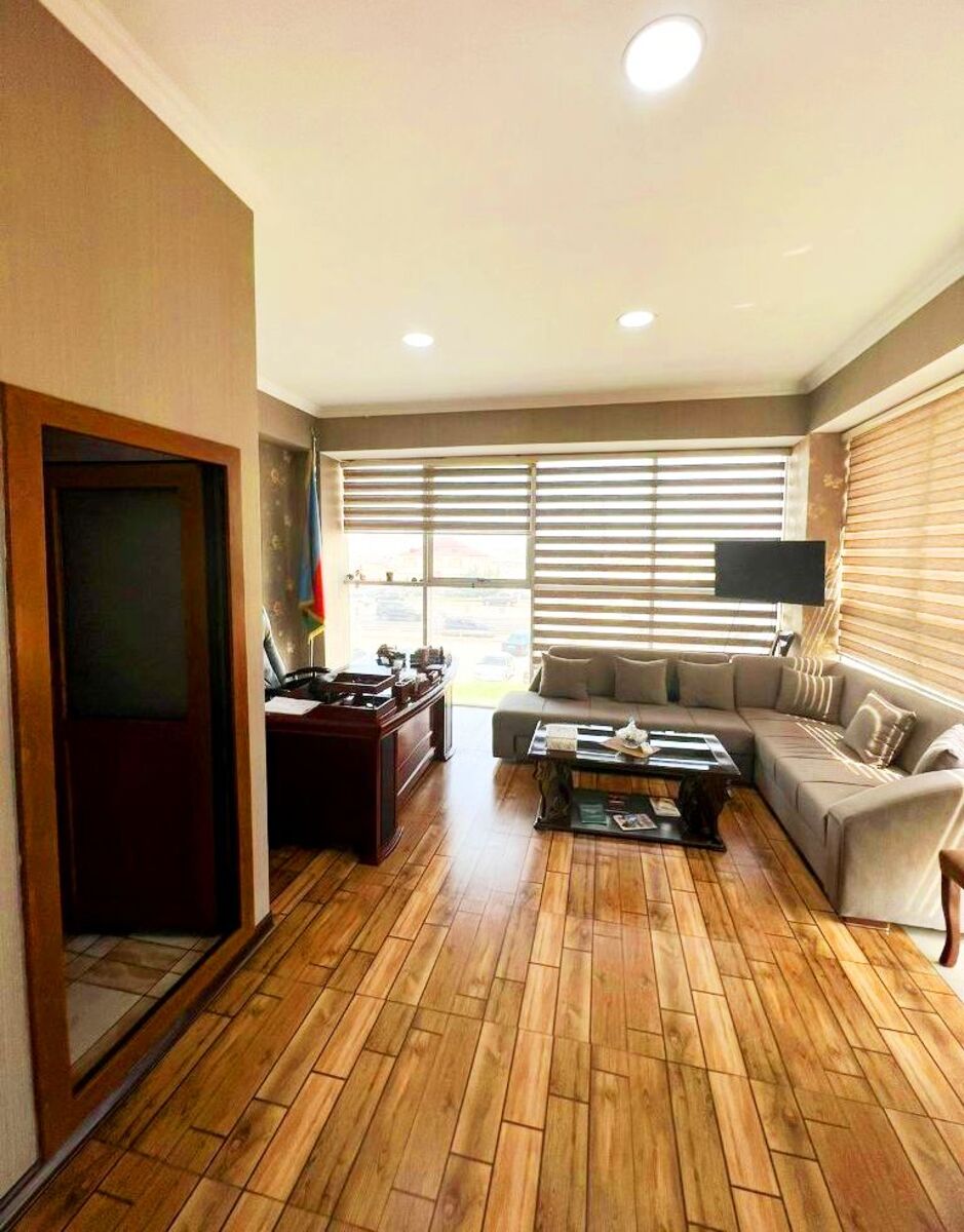 İcarəyə verilir obyekt 2160 m² — Əmlak, Sumqayıt (12)