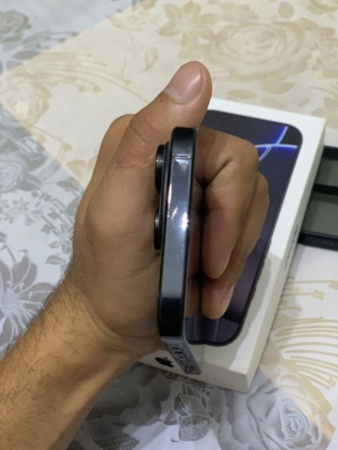IPhone 16 Pro, 256 GB, Qara — Digah