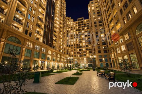 Satılır 4 otaqlı yeni tikili 215 m²