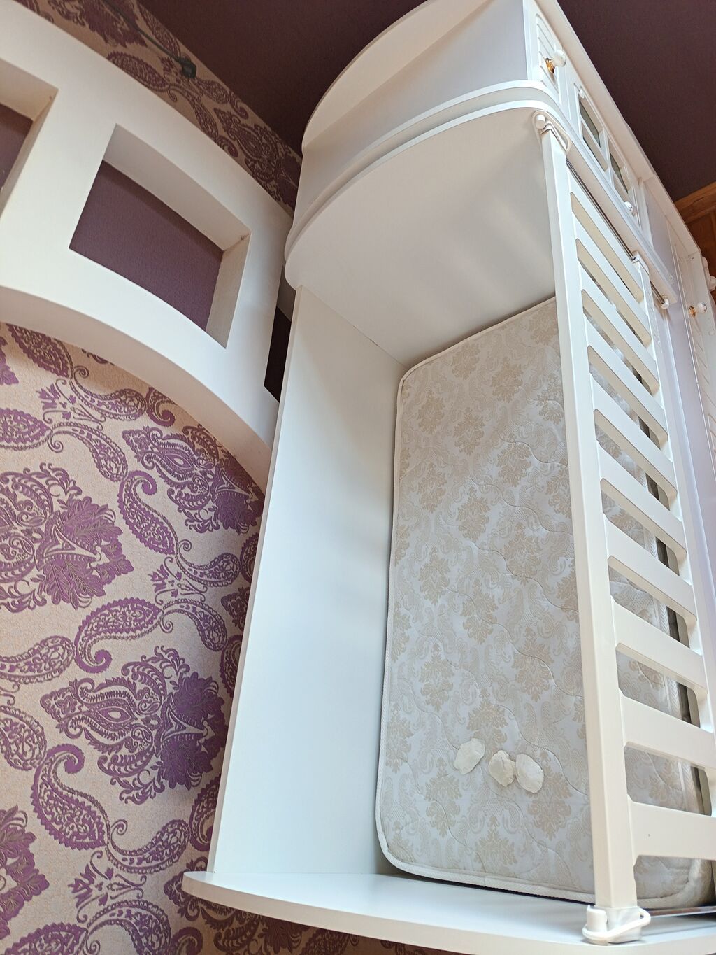 Ağ rəngdə çoxfunksiyalı beşik–komod dəsti - Material: MDF/laminat — Bəşikləri, Sumqayıt (3)