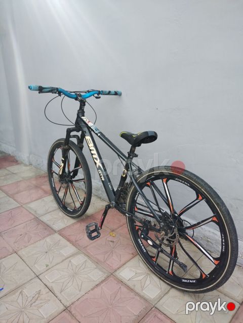 BMX GT-R dağ velosipedi - Rəng: qara, mavi və narıncı-aksentli — Bakı
