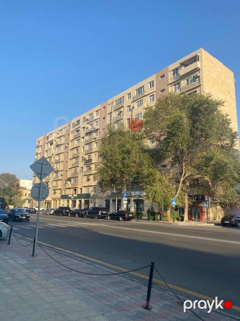 Satılır 3 otaqlı yeni tikili 100 m²