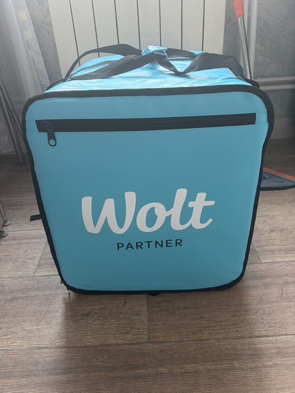 Wolt Partner termal çatdırılma çantası - Rəng: açıq mavi, qara — Digər, Bakı
