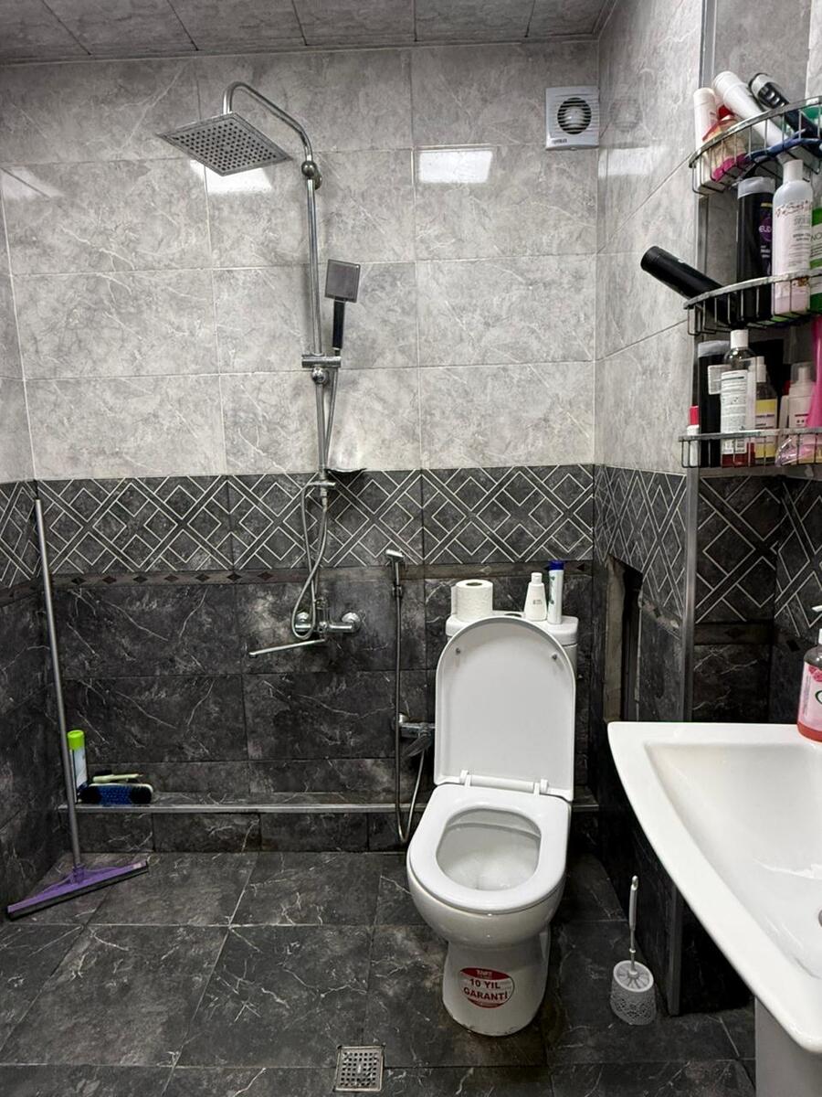 Satılır 2 otaqlı köhnə tikili 50 m² — Mənzil, Bakı (9)