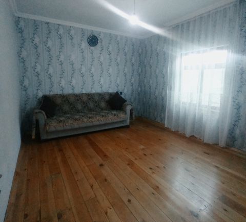 Həyət evi, Hövsan qəs — Bakı