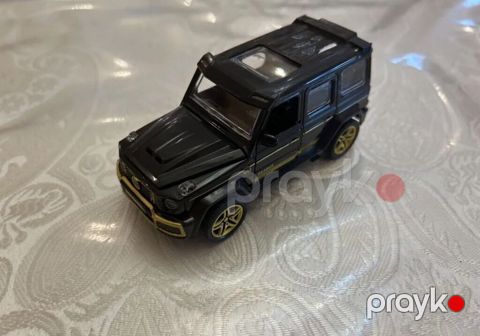 Məhsul: Metal oyuncaq maşın – SUV tipli model (Brabus üslubunda) — Bakı