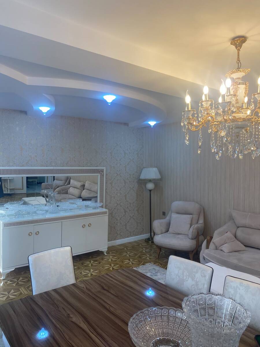 Satılır 4 otaqlı köhnə tikili 100 m² — Mənzil, Bakı (3)