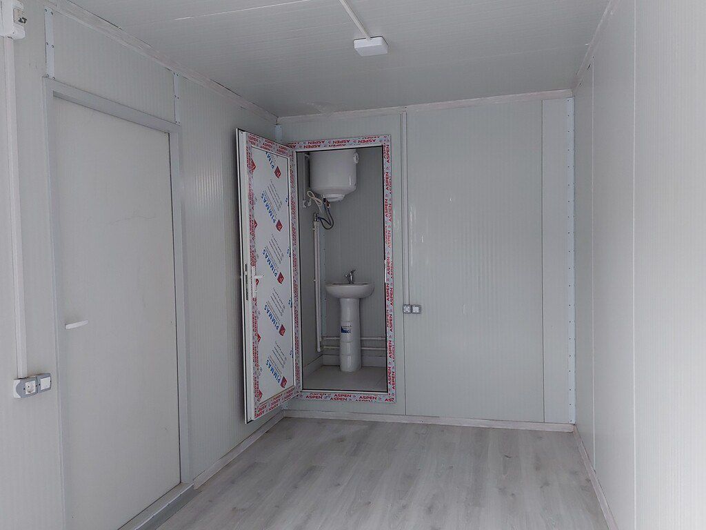 Ofis tipli sanitar qovşaqlı konteyner (6000 x 2400mm) — Təmir və inşaat, Bakı (7)