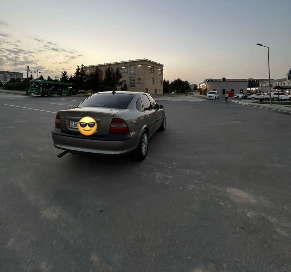 Opel Vectra: 1.8 l 1996 il 224000 km Sedan — Avtomobillər, Bakı (3)